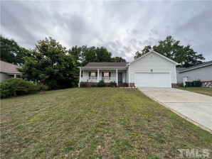 4338 Dominique St Hope Mills, NC 28348