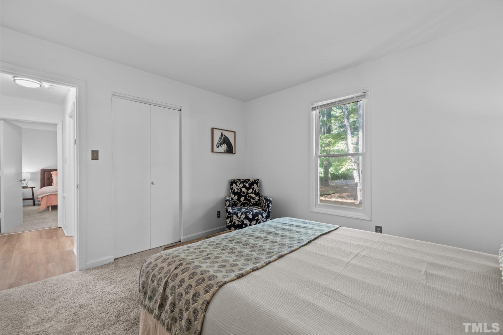 121 Westview Dr Carrboro, NC 27510