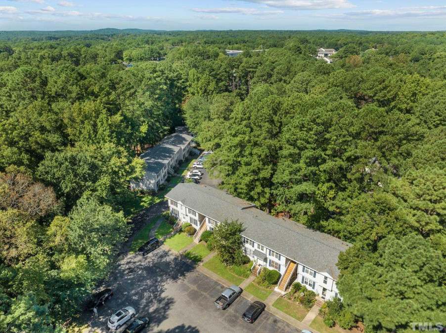 121 Westview Dr Carrboro, NC 27510