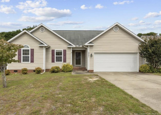 2221 Stornoway Ct Fayetteville, NC 28306