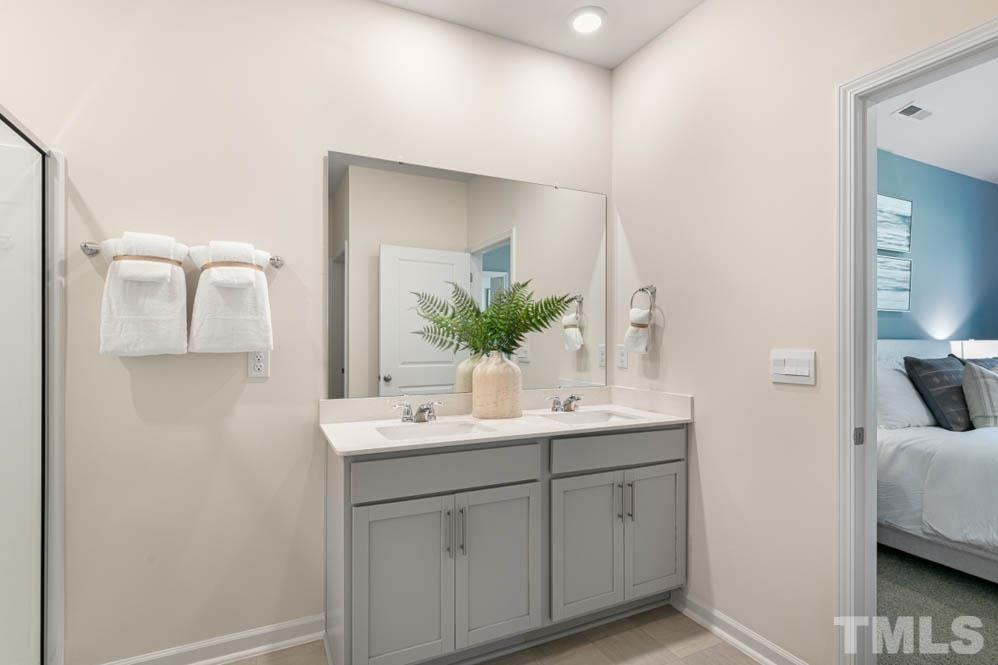35 Hickory Hollow Cir Youngsville, NC 27596