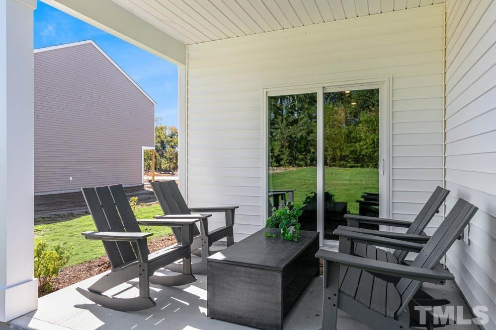 35 Hickory Hollow Cir Youngsville, NC 27596