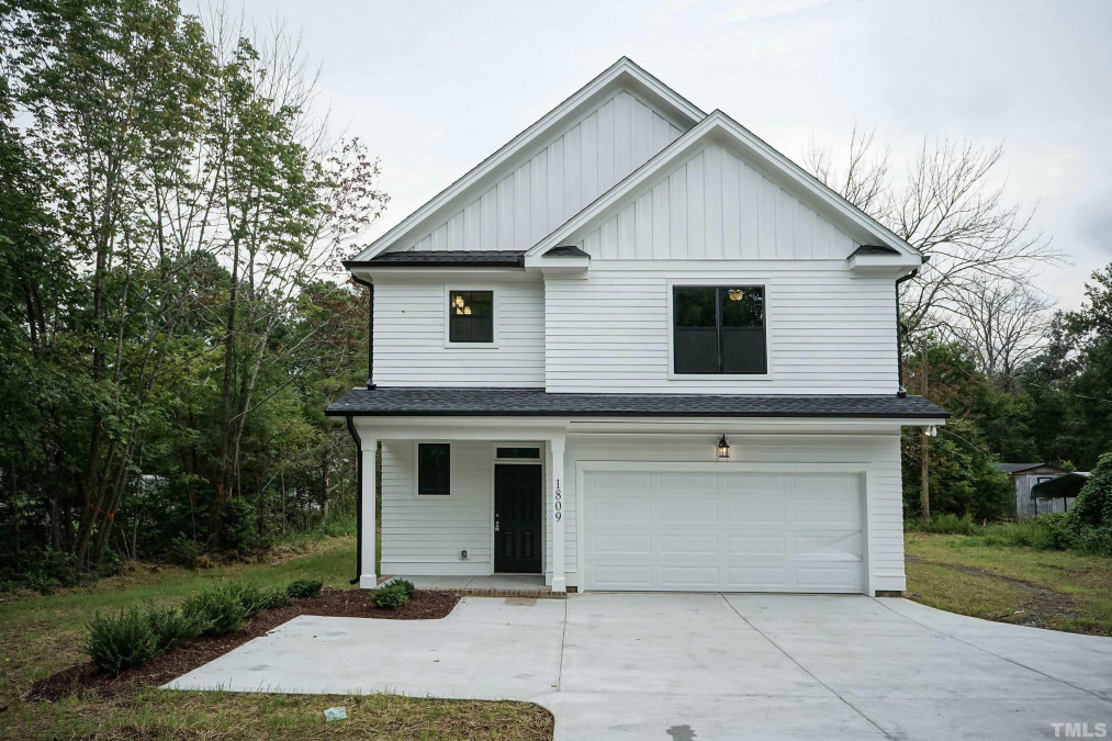 411 Mckay Ave Dunn, NC 28334