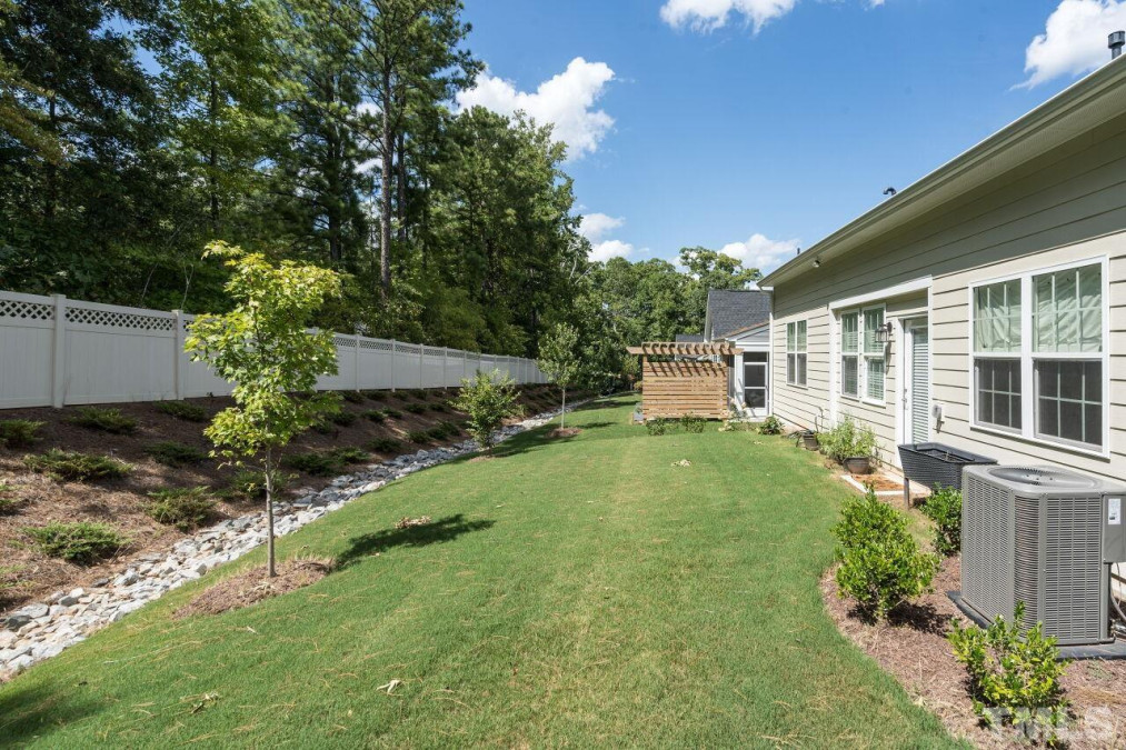 1415 Farm Leaf Dr Durham, NC 27703
