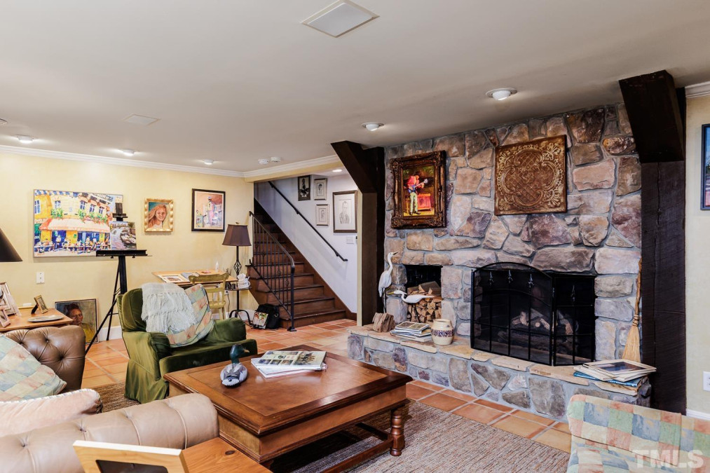 110 Pasquotank Dr, Raleigh, NC 27609 Raleigh Realty