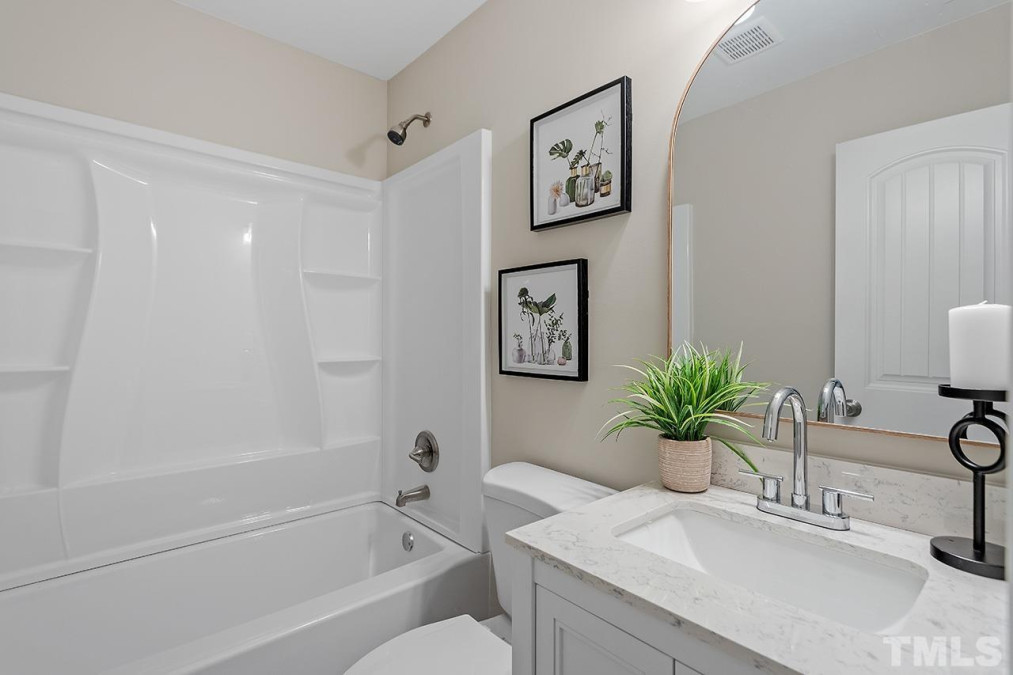 1321 Hazelnut Dr Raleigh, NC 27610