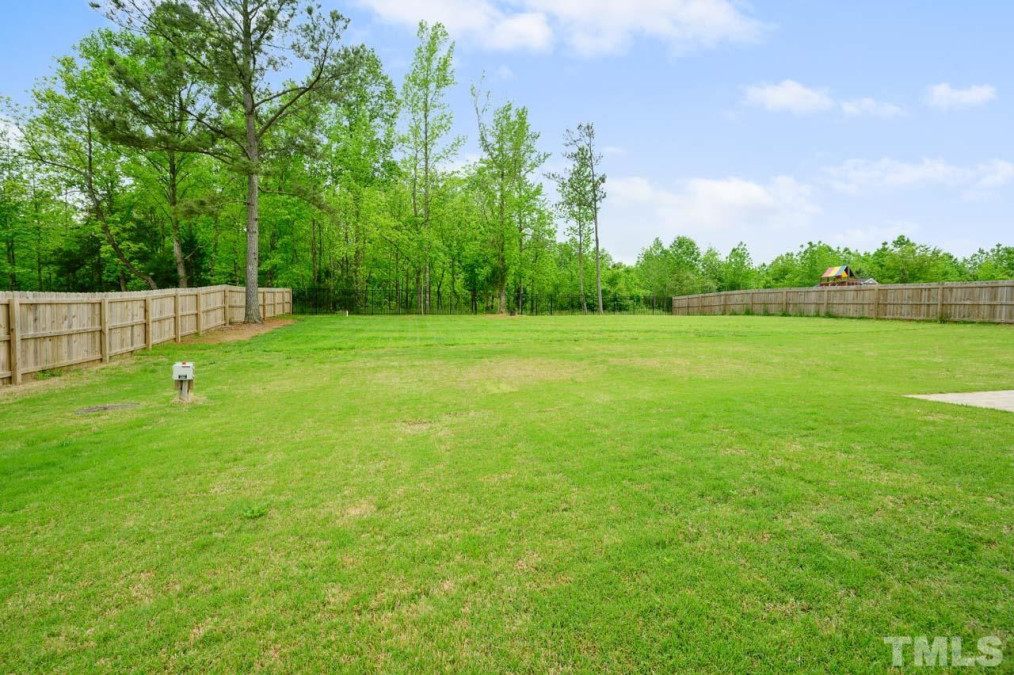 210 Meadow Lake Dr Youngsville, NC 27596