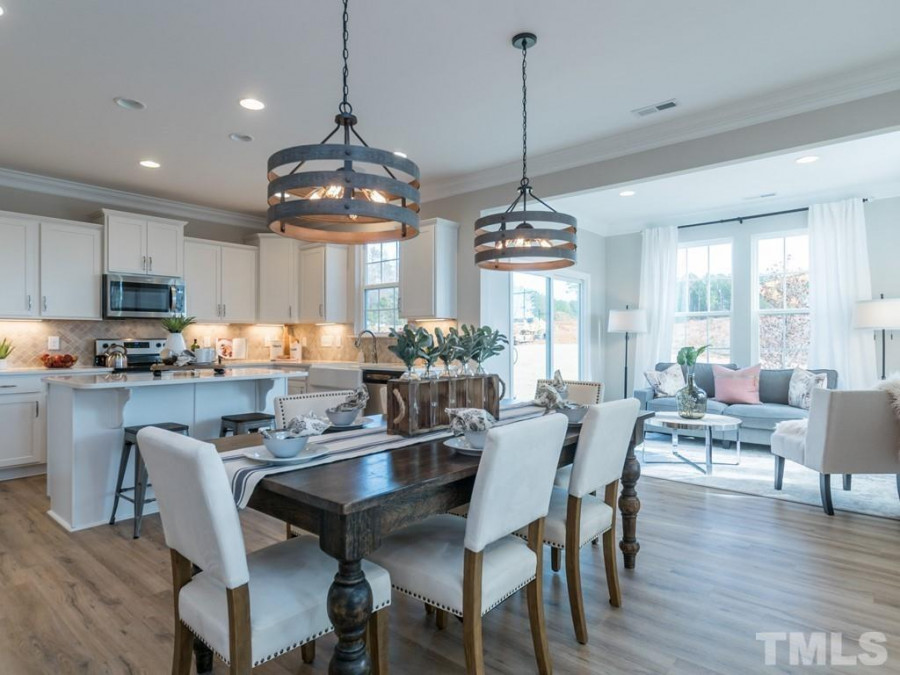 1308 Sidney Creek Dr Zebulon, NC 27597