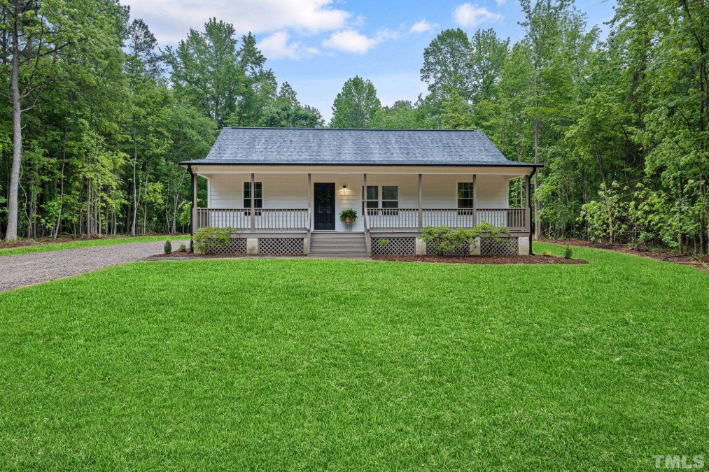105 Hines Ct Youngsville, NC 27596