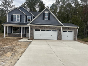 21 Abingdon Farms Dr Selma, NC 27576