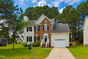 805 Penncross Dr Raleigh, NC 27610