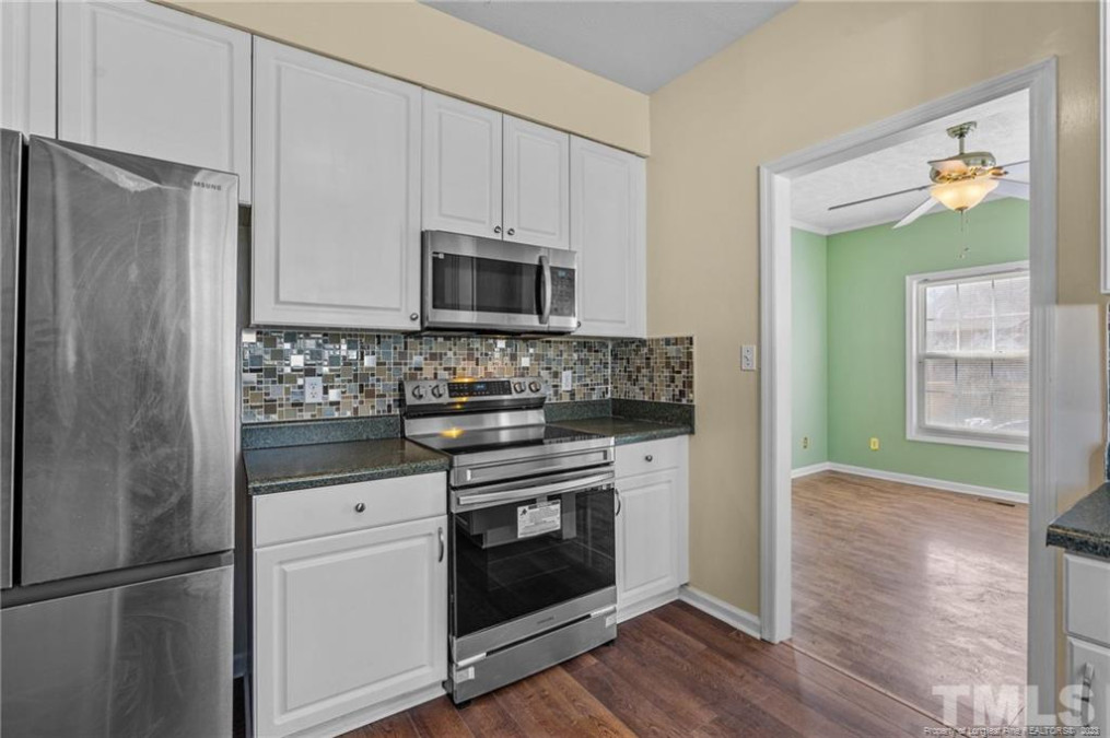 1559 Grassy Branch Dr Fayetteville, NC 28304