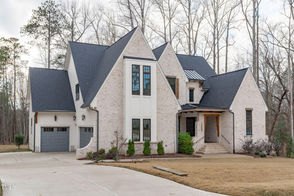 2608 Sanctuary Woods Ln Raleigh, NC 27606