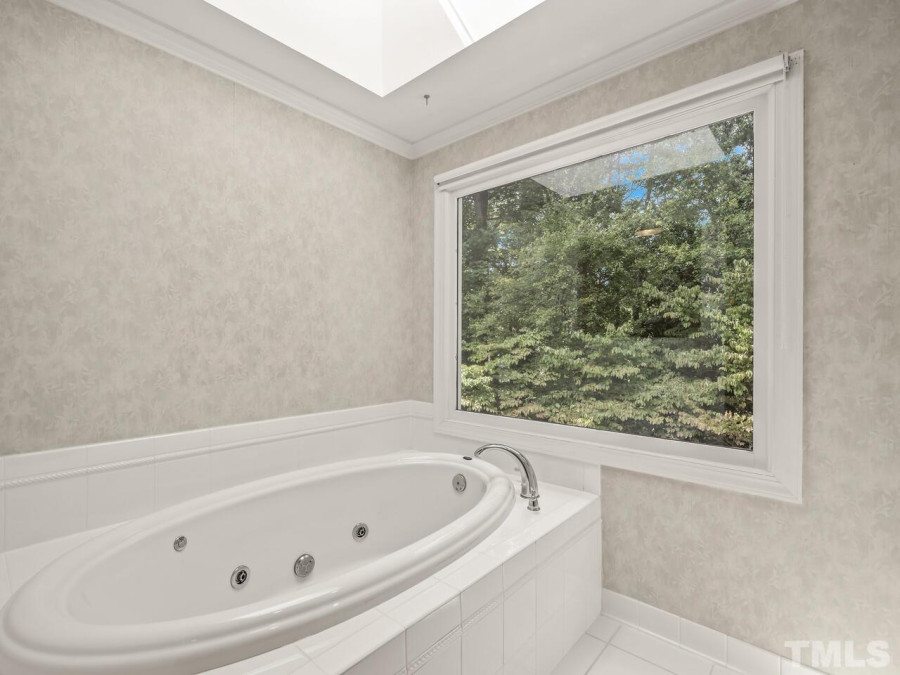 6117 Redmond Ct Raleigh, NC 27612