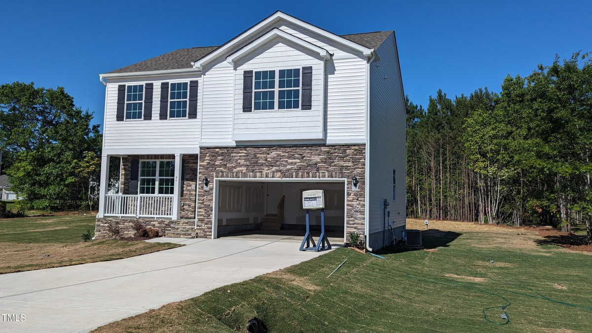 45 Tobacco Woods Dr Youngsville, NC 27596