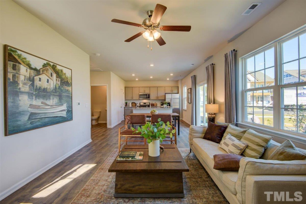 75 Baker Farm Dr Youngsville, NC 27596