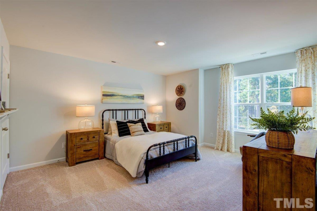75 Baker Farm Dr Youngsville, NC 27596