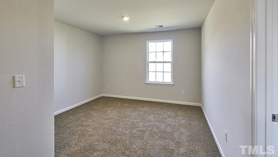 75 Baker Farm Dr Youngsville, NC 27596