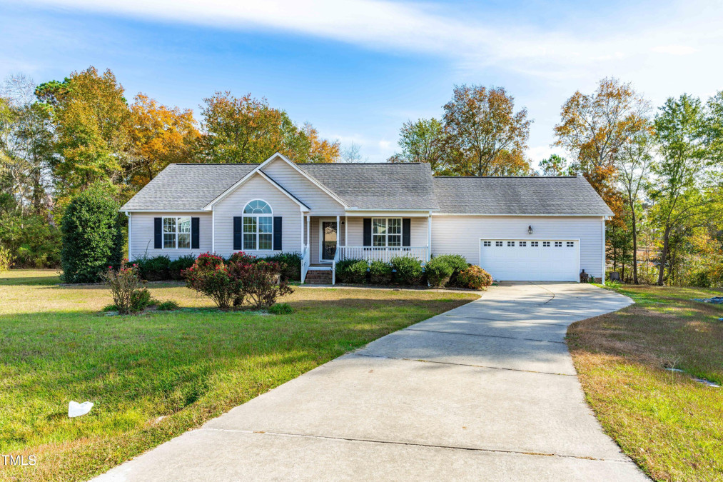 24 Lawrence Ct Smithfield, NC 27577