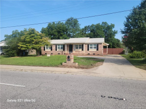 489 Santa Fe Dr Fayetteville, NC 28303