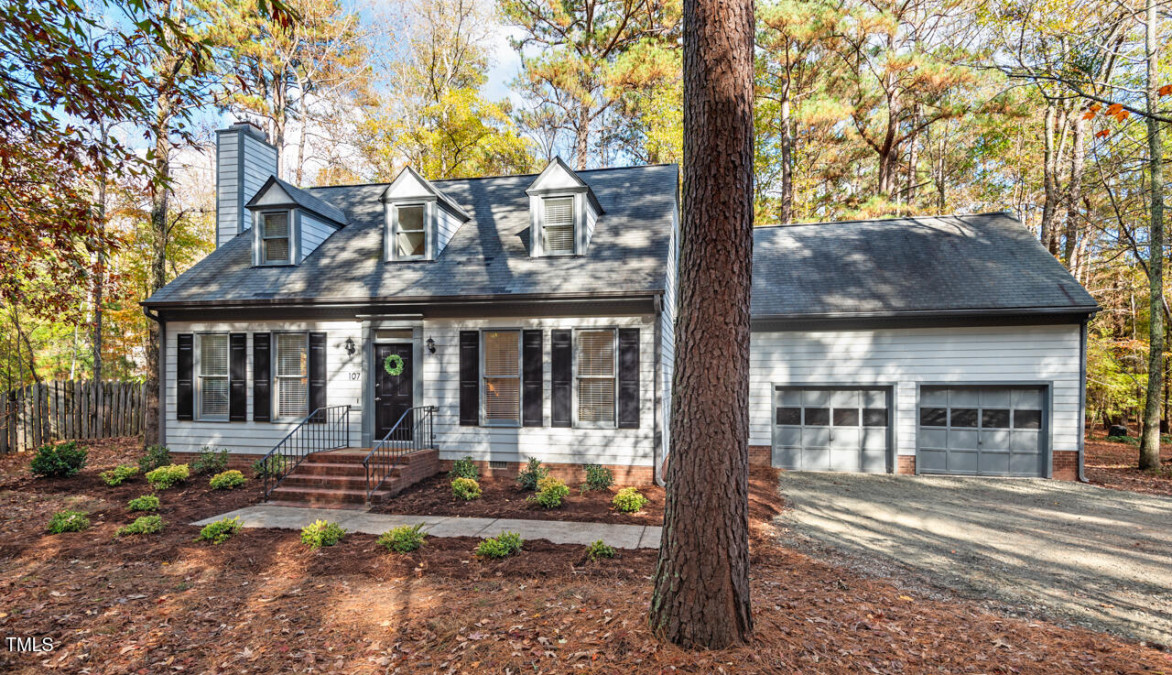 107 Blackcherry Ln Chapel Hill, NC 27514