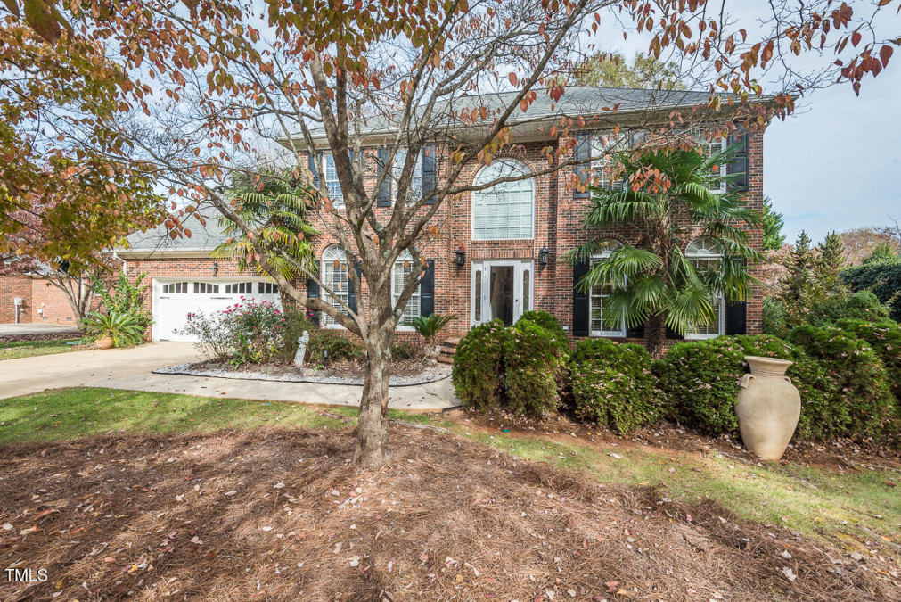 107 Longbrook Dr Elon, NC 27244