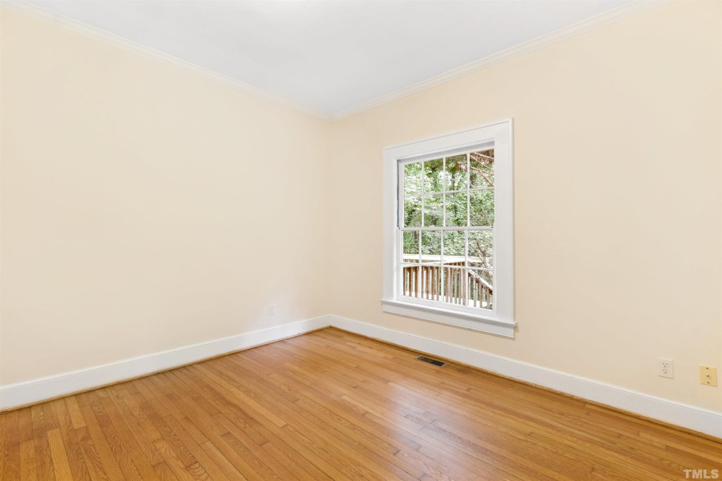 106 Christopher Rd Chapel Hill, NC 27514