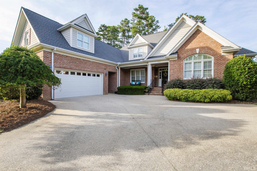 786 Bear Tree Creek, Chapel Hill, NC 27517 Raleigh Realty