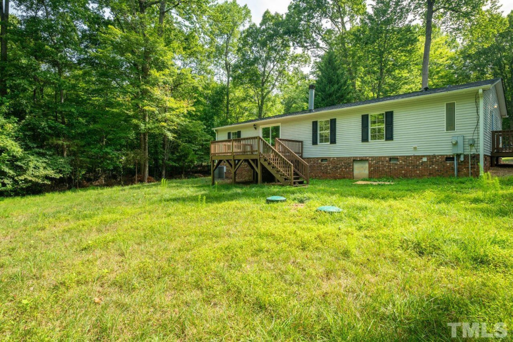1510 Darlas Walk Mebane, NC 27302