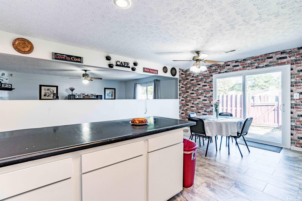 6956 Wickersham Rd, Fayetteville, NC 28314 Raleigh Realty