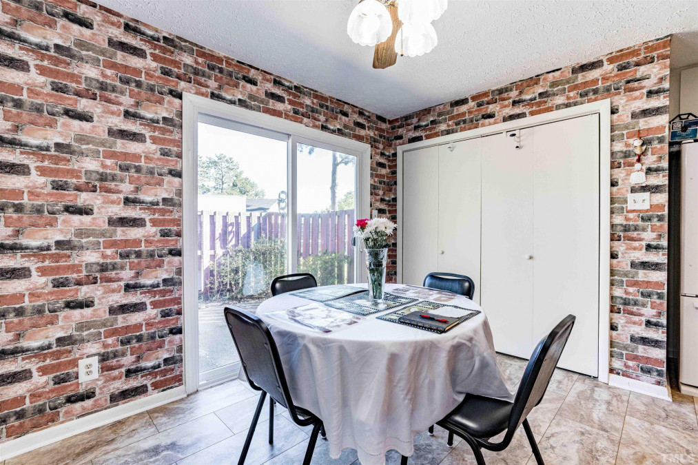 6956 Wickersham Rd, Fayetteville, NC 28314 Raleigh Realty