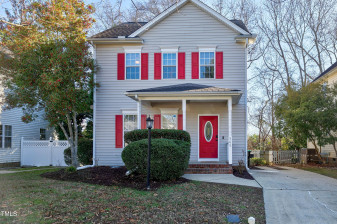 505 Maple Ave Holly Springs, NC 27540