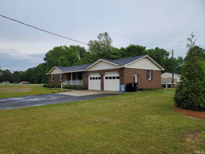 2331 Twin Acres Rd Clayton, NC 27520