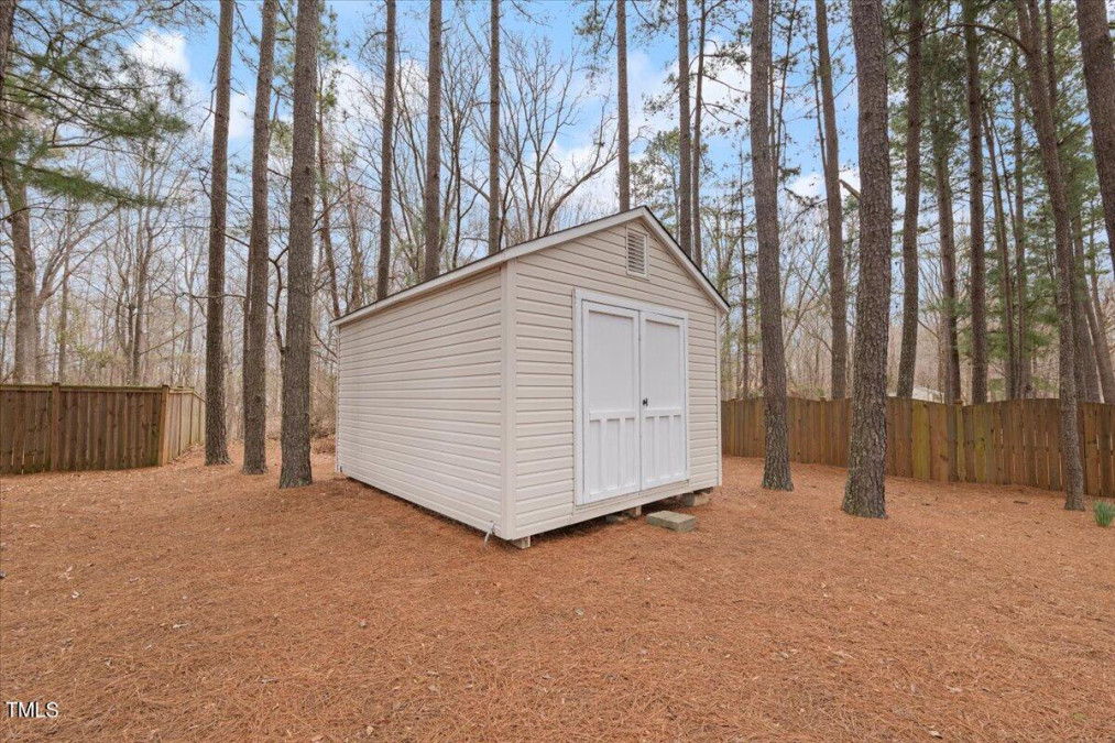 983 Contender Dr, Clayton, NC 27520 Raleigh Realty