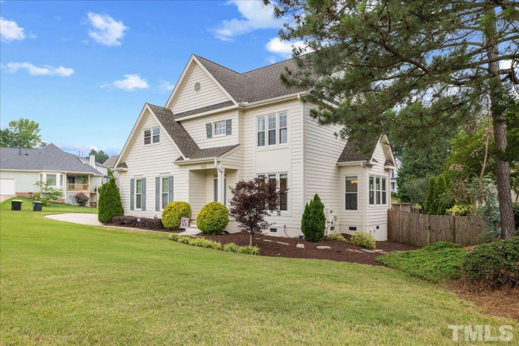 1620 Ashley Downs Dr Apex, NC 27502