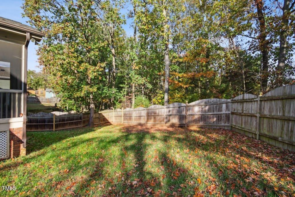 101 Long Bottom Trl Holly Springs, NC 27540