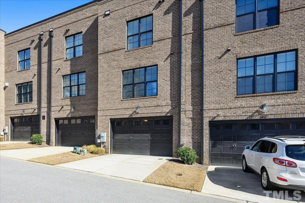 292 Spring Ave Fuquay Varina, NC 27526