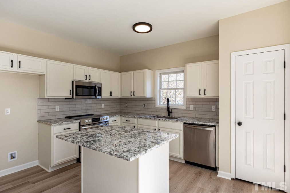 2312 K Wesley Way Raleigh, NC 27610
