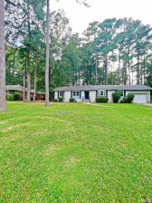 5529 Hedrick Dr Fayetteville, NC 28303