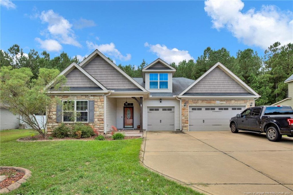 215 Snipe Ct Raeford, NC 28376