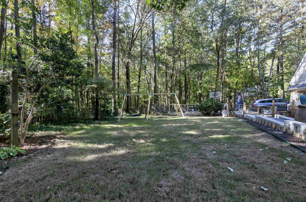 6525 Deerview Dr Raleigh, NC 27606