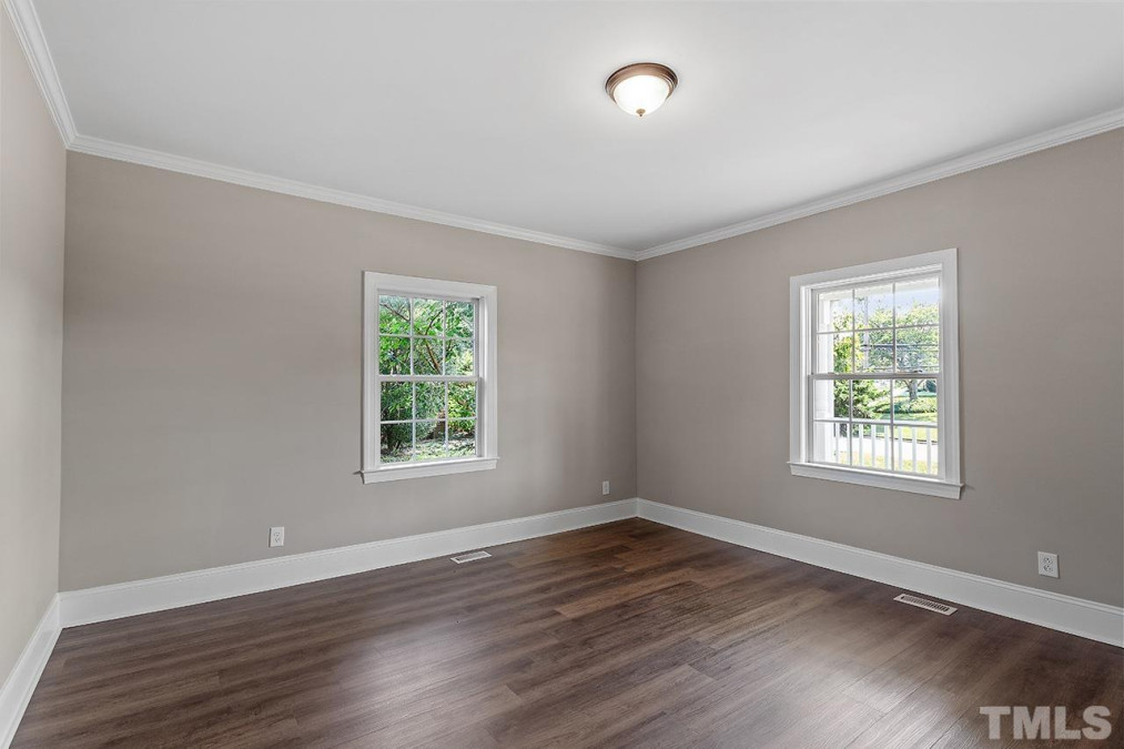 911 College St Oxford, NC 27565