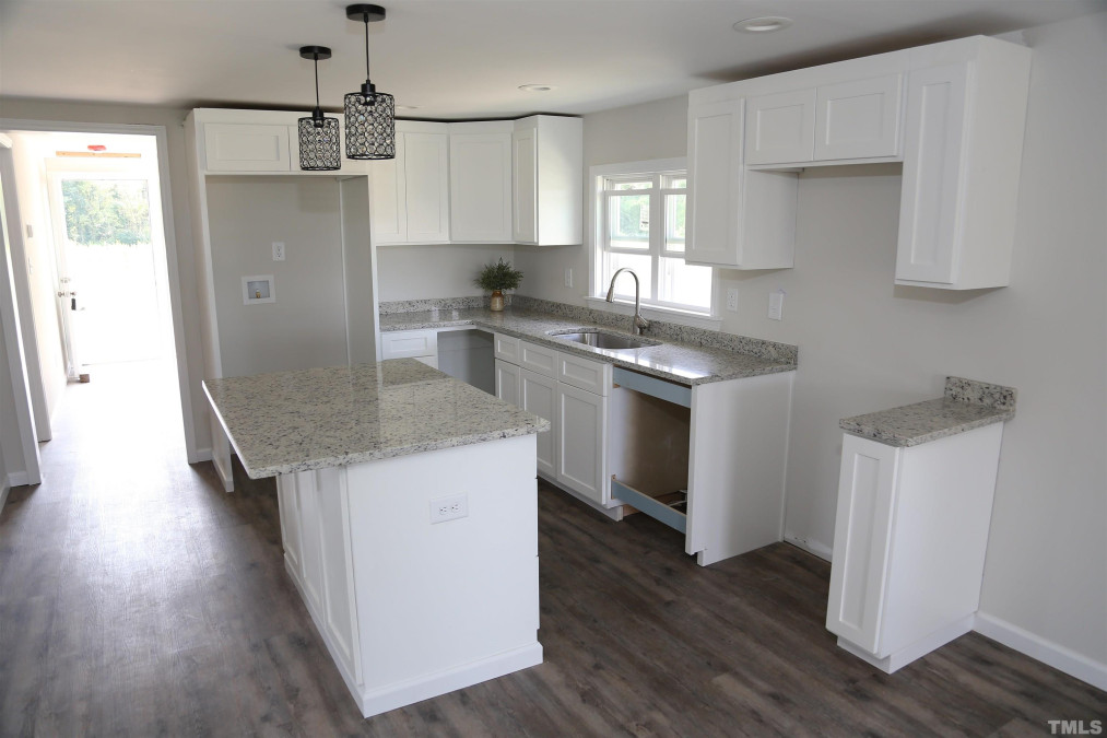 531 Eugene Jernigan Rd Dunn, NC 28334