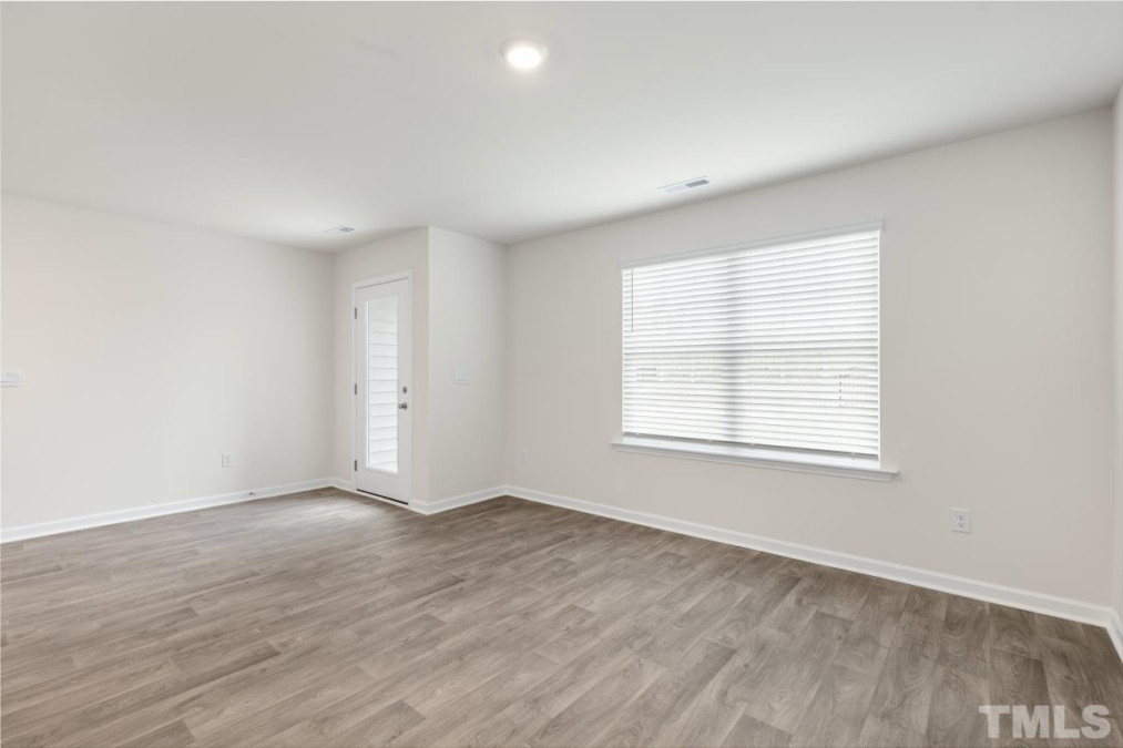 38 March Creek Dr Fuquay Varina, NC 27526