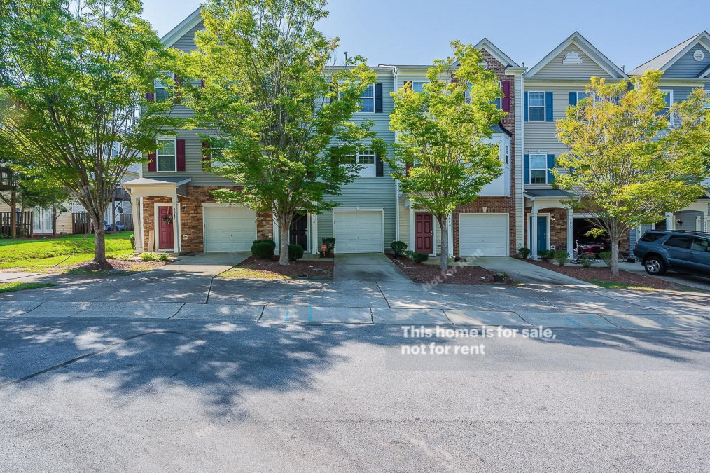 2543 Wyntercrest Ln Durham, NC 27713