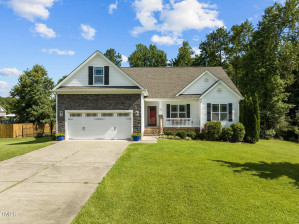 25 Walnut View Ct Youngsville, NC 27596