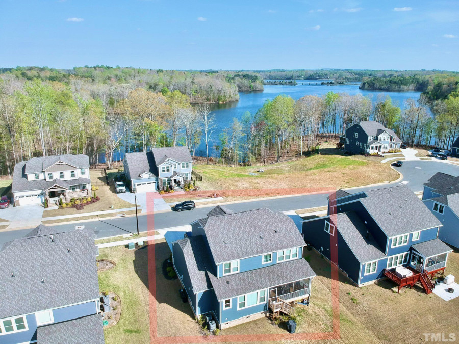 237 Bannockburn Rn Burlington, NC 27215