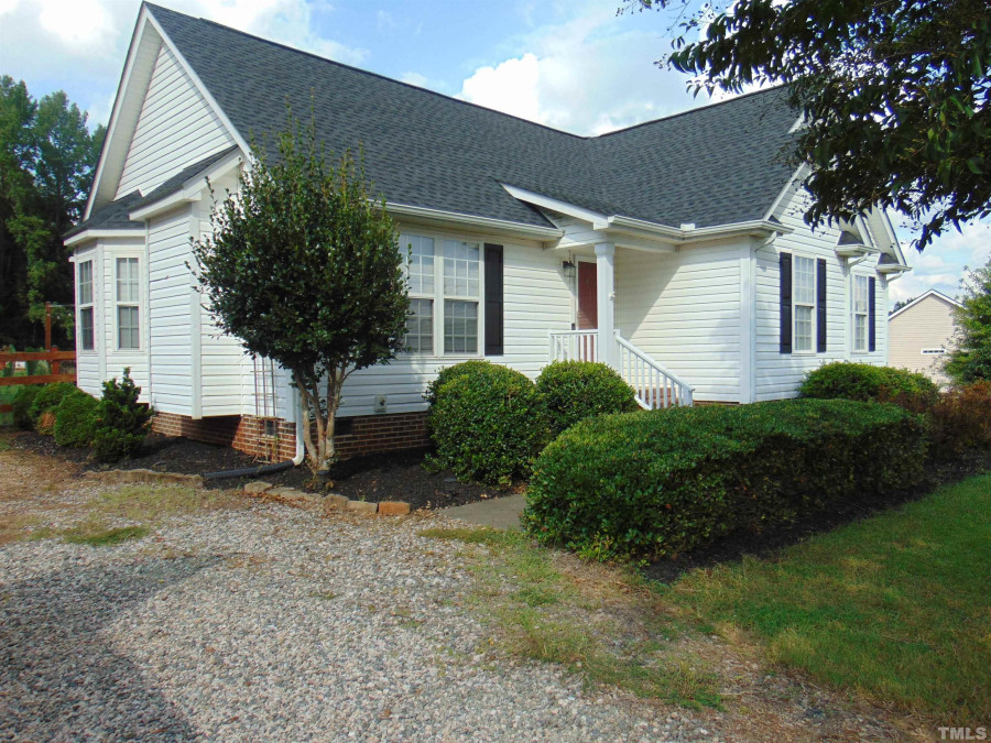 3804 Ridgewood Dr Franklinton, NC 27525