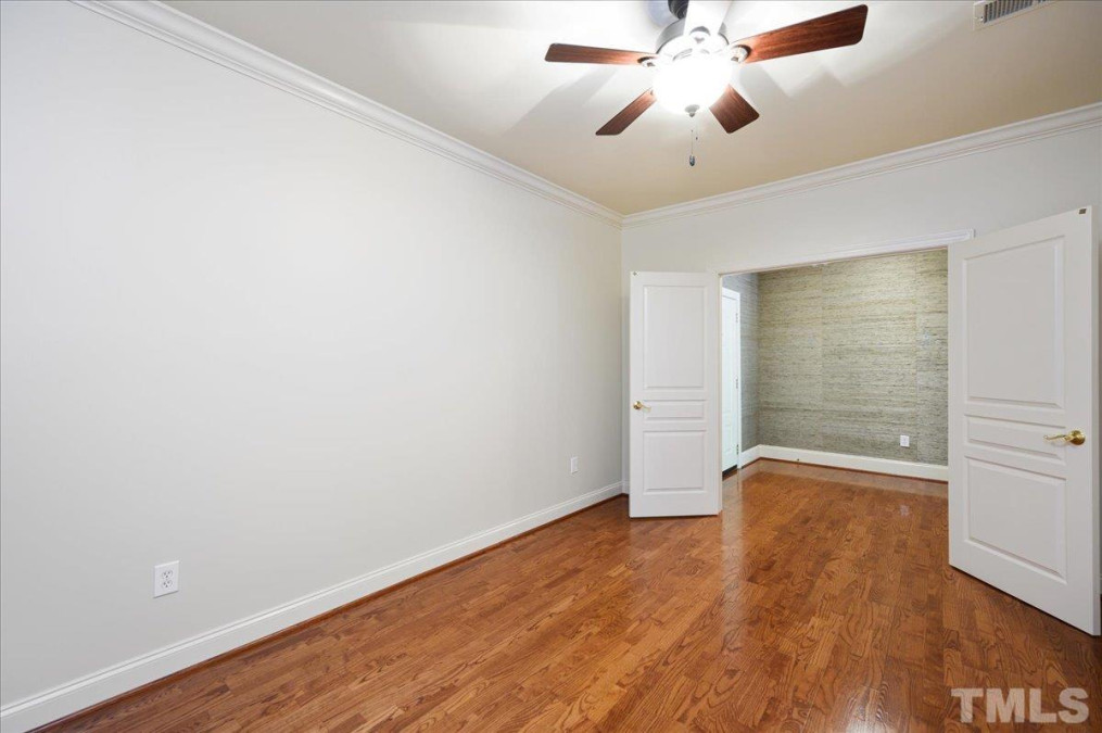 3920 Essex Garden Ln Raleigh, NC 27612
