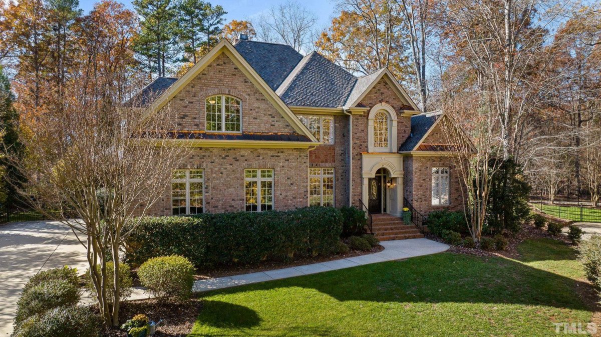 84 New Rhododendron, Chapel Hill, NC 27517 - Raleigh Realty